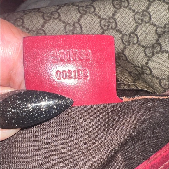 Gucci Beige and Burgundy Crossbody Bag with COA - Picture 8 of 16